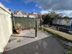 Photo 15- click for photo gallery